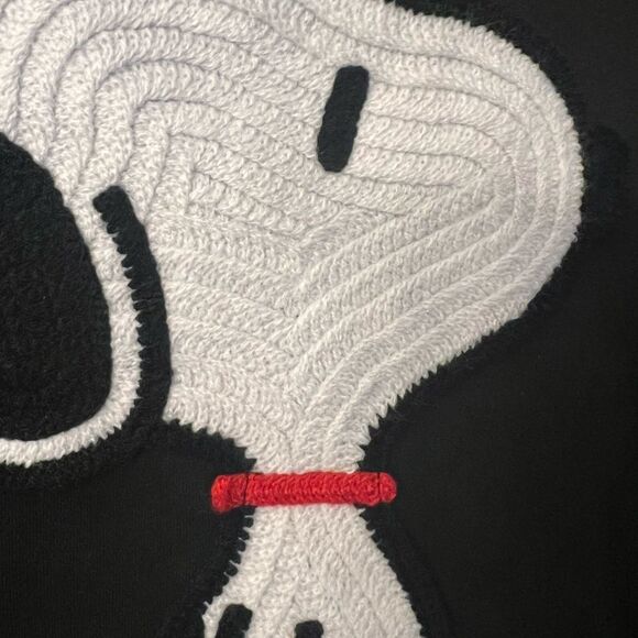 Crochet Snoopy Licensed Character Hoodie with Kangaroo Pocket size Medium - Picture 8 of 10